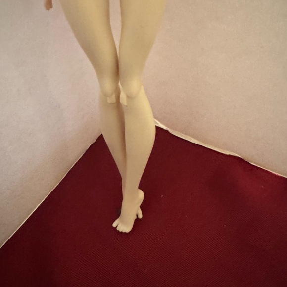 Ever After High Mattel Doll Apple White Doll  in Gold Bathing Suit 2012 Mattel - Picture 2 of 13